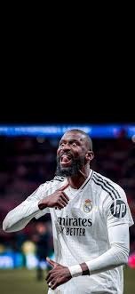 拆牌技巧：当手牌稀碎时，如何通过洗牌反败为胜？（洗牌也能翻盘：手牌不佳时的拆牌策略）