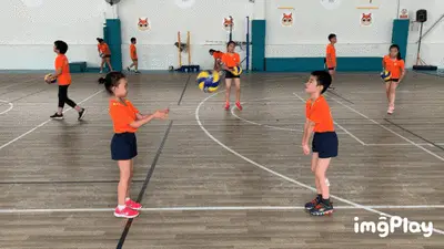 伊万称国足首发名单绝对是自己定的，谈塞鸟等归化球员使用问题