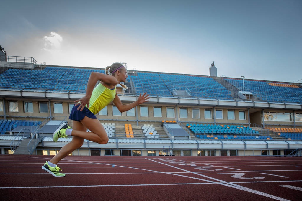 劳塔罗帽子戏法，国米3-0法甲第3，迎欧冠2连胜，昂首晋级16强